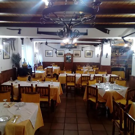Restaurante Calderon Hotel 2*